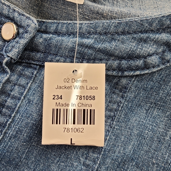 JACKET TOP BLOUSE Denim Unbranded with Lace Trim Front Buttons 2 Pockets Sz Lrg - Picture 11 of 12